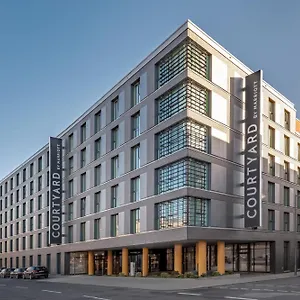 Courtyard By Marriott Colónia